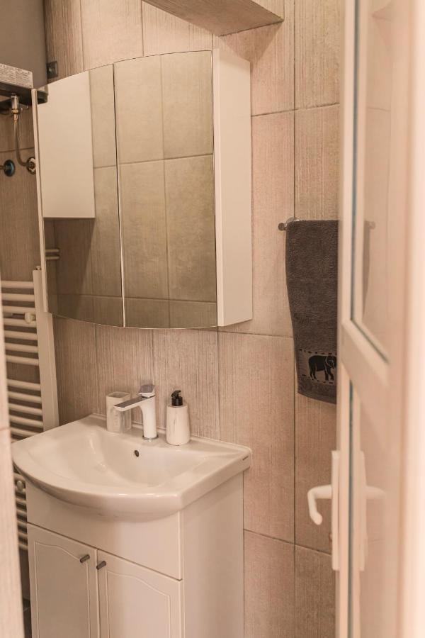 Downtown Apartment Travnik Bagian luar foto