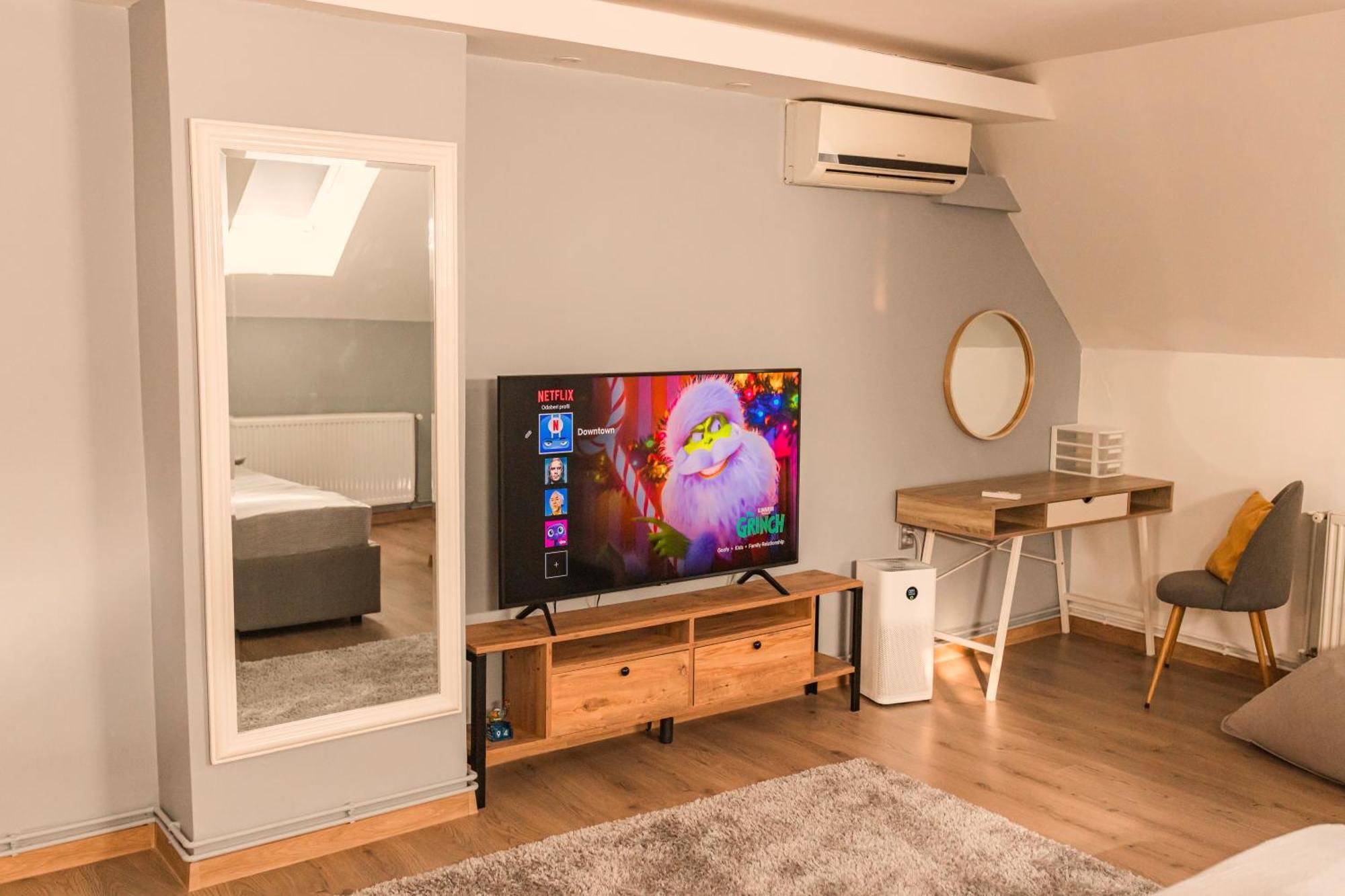 Downtown Apartment Travnik Bagian luar foto